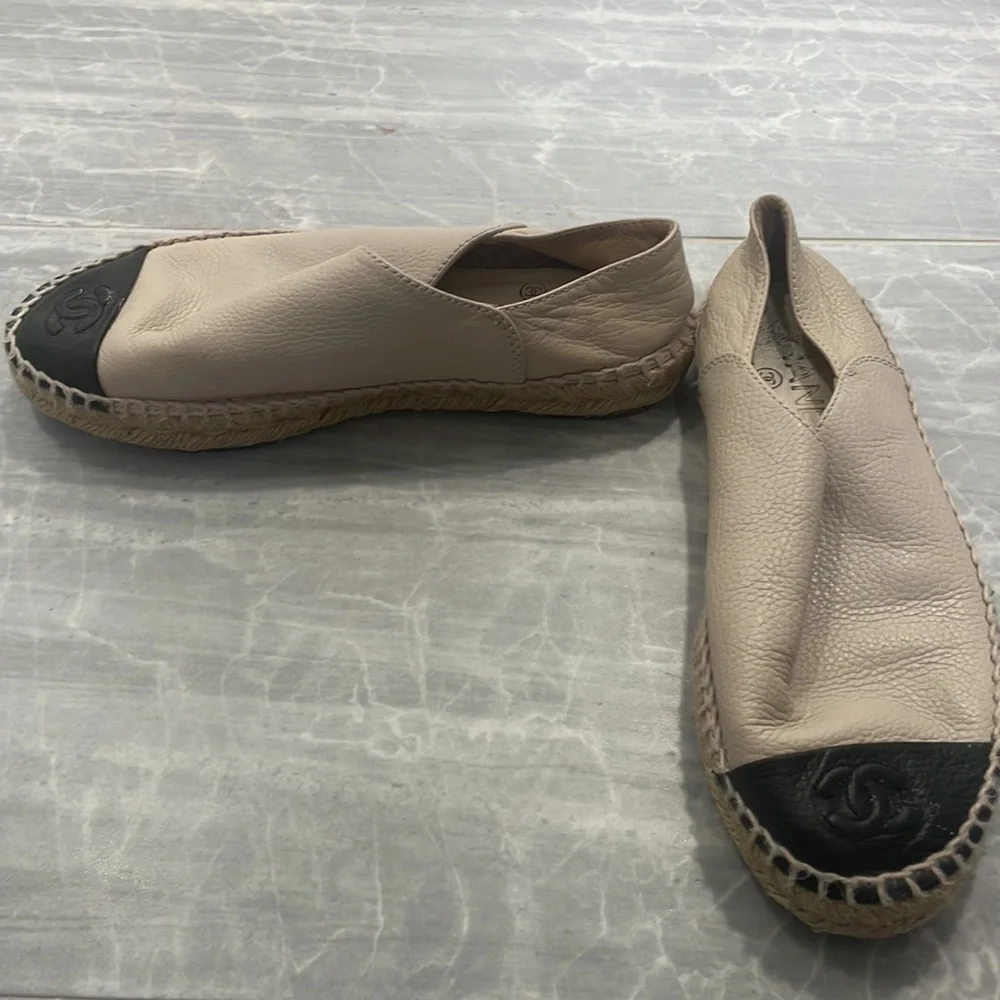 Chanel Leather Espadrilles size 35 - Picture 2 of 7